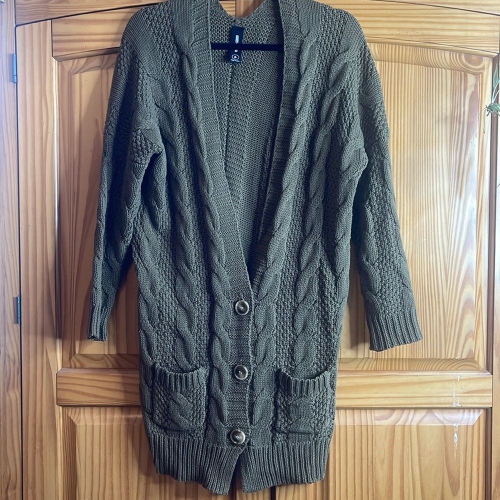 Agnes and Dora BNWT boyfriend cardigan green size small